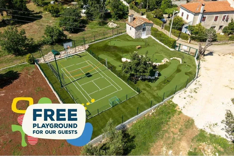 Villa San Vincenti 포레치 0*,
